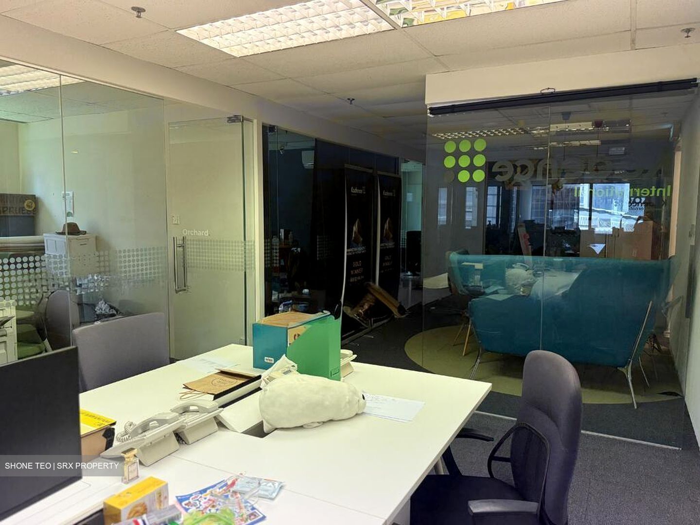 Golden Shoe Car Park (D1), Office #500565211